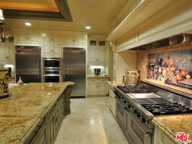 Building Photo - 2147 Ravensfield Ln