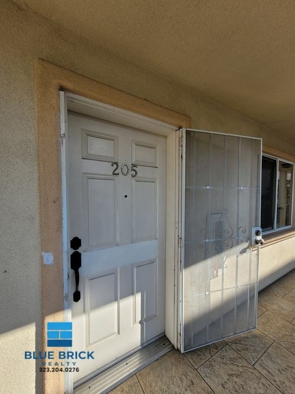 Building Photo - 13623 Sherman Way