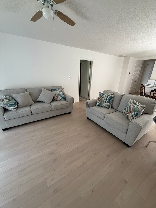 Foto del edificio - 228 Twin Eagles Dr