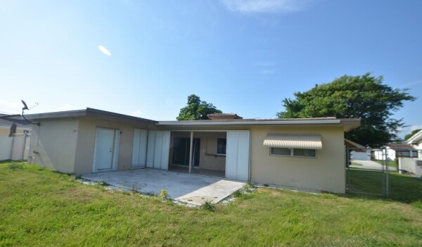 Building Photo - 5301 Polk St