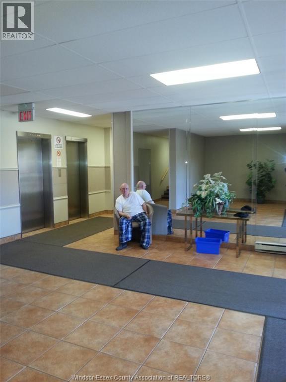 Photo du bâtiment - 6624 Thornberry Crescent