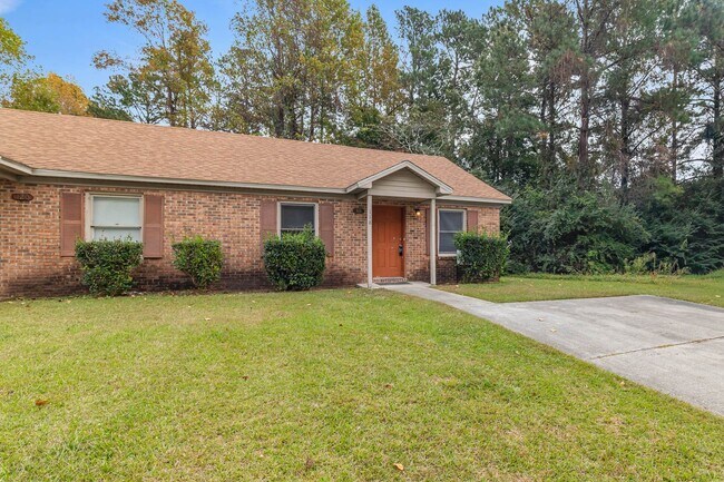 Foto del edificio - Newly renovated 2 bedroom 1 bathroom duplex