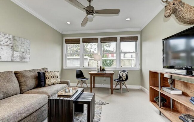 Foto del edificio - 319 T St NW