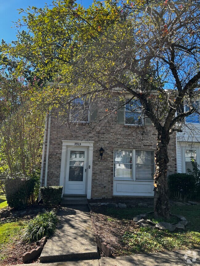 Priest Lake Forest Condominiums Apartments for Rent with Extra Storage