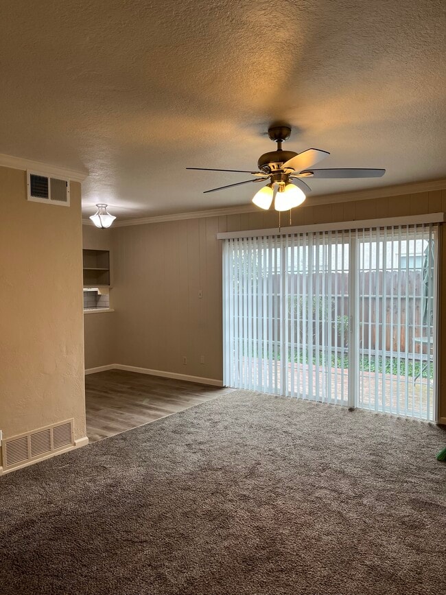 Foto del edificio - 426 Olive Ave