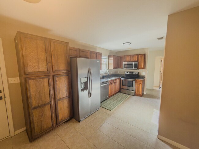 Foto del edificio - 7304 Gordon Evans Rd