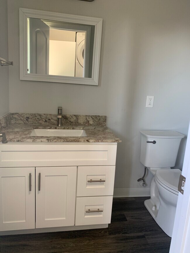 Downstairs Bathroom - 1063 Bluebell Dr