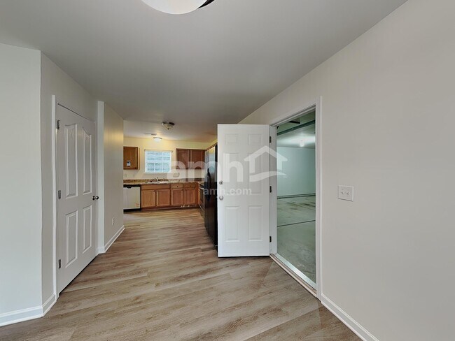 Building Photo - 430 Dockside Ln NW
