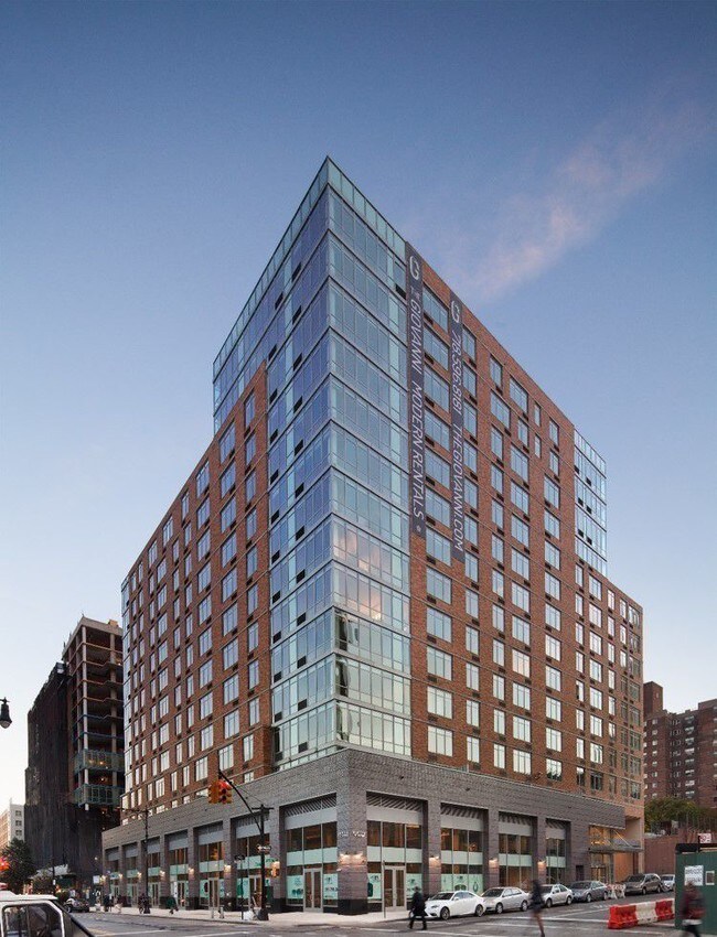 The Giovanni Apartments Brooklyn Ny Apartments Com