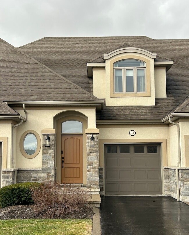 Building Photo - 26 Hanover Crt