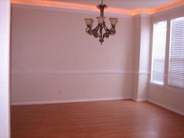 Building Photo - 6527 Silver Crescent Dr