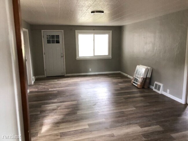 Foto del edificio - 3 br, 1 bath House - 113 Jackson St