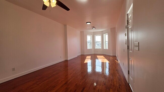 Foto del edificio - 6 50th St