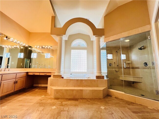 Foto del edificio - 7408 Silver Palm Ave