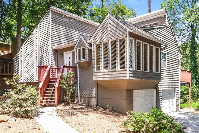 Foto del edificio - 261 Rustic Ridge Dr NE