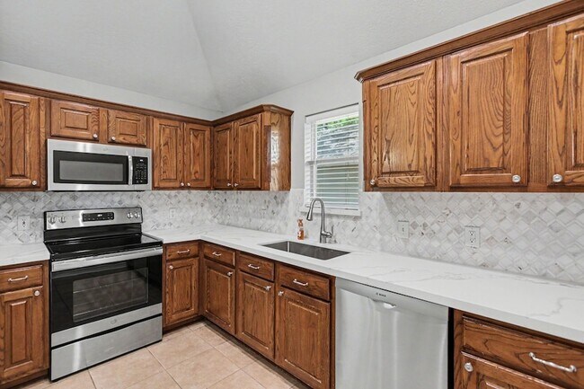 Foto del edificio - 10718 Fairview Dr