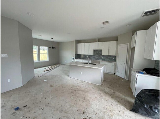 Building Photo - 4133 Clover St