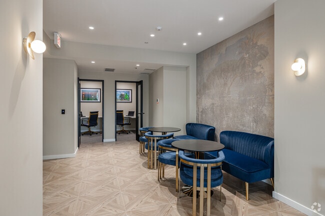 Biblioteca - The Nest at Lincoln Park West