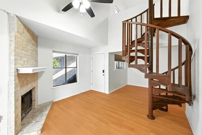 Building Photo - 2500 Burleson Rd