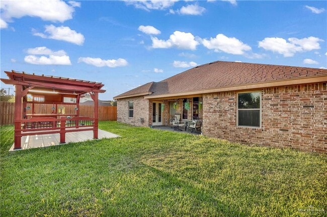 Building Photo - 3801 Yellowhammer Ave