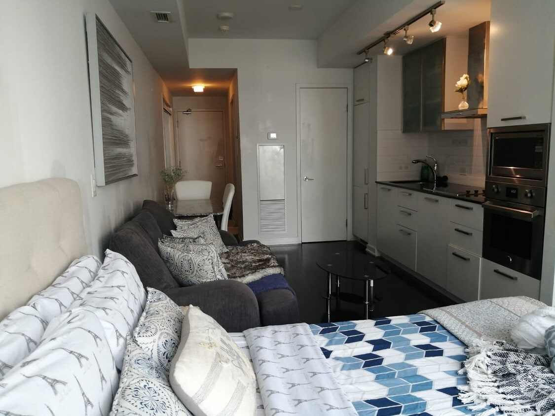 Primary Photo - 12 York St