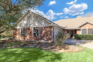 Building Photo - 7098 Shadow Lake Dr