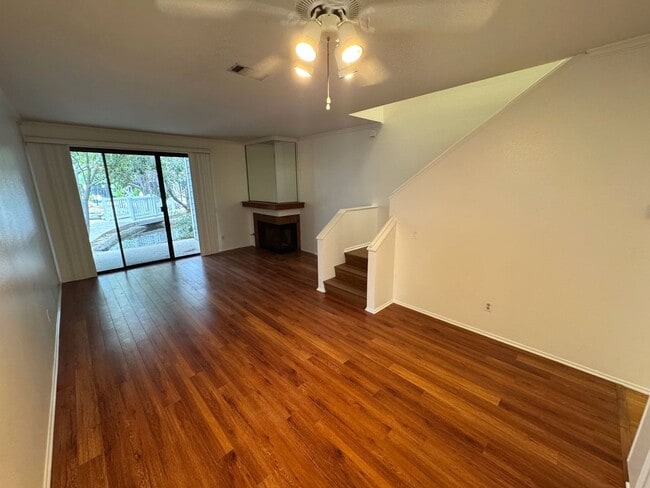 Foto del edificio - Sycamore Creek Community in Central Camarillo!