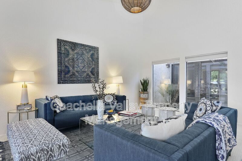 Foto principal - 158 Wimbledon Ct