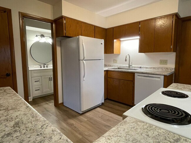 Foto del edificio - Kingston Ct 748-750