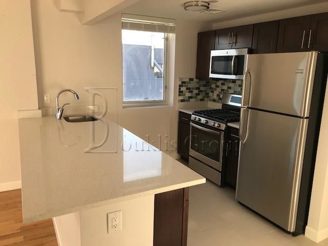 Building Photo - 2627 28th St