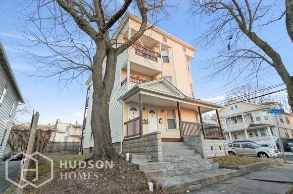 Foto principal - 162 Sheridan St