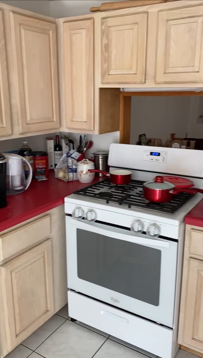 Building Photo - 205 Rano Blvd