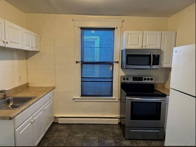 Building Photo - 535 Quinnipiac Ave