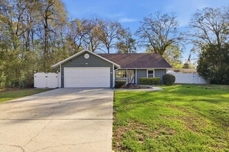 Building Photo - 63 Teak Run