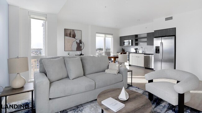 Foto del edificio - 707 S Farmer Ave