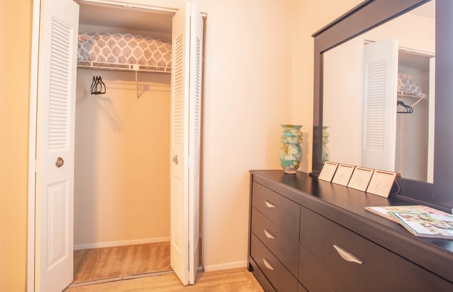 Interior Photo - Dove Landing