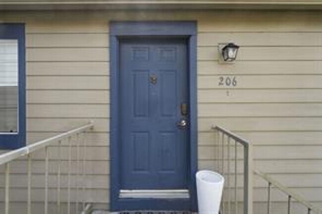 Building Photo - 942 Bakewell Ct