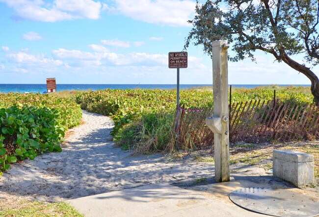 Foto del edificio - 250 S Ocean Blvd