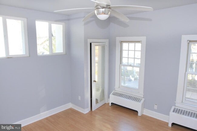 Building Photo - 4 W Bridge St