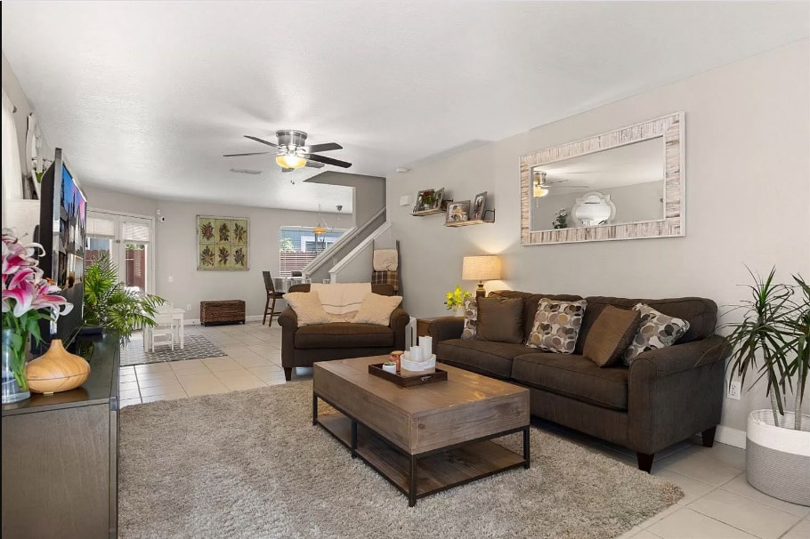 Primary Photo - 35 Patricia Way