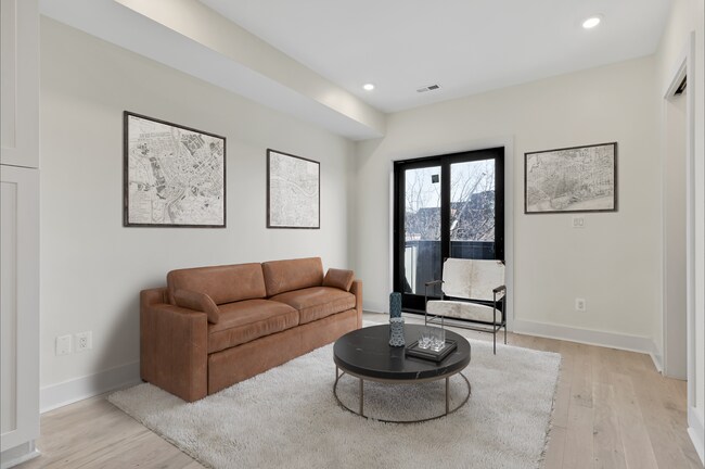 Foto del edificio - 1504 N Capitol St NW  # 301