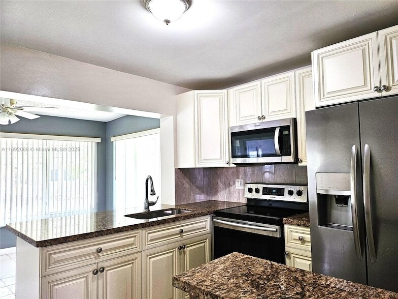 Primary Photo - 1040 NW 73rd Terrace