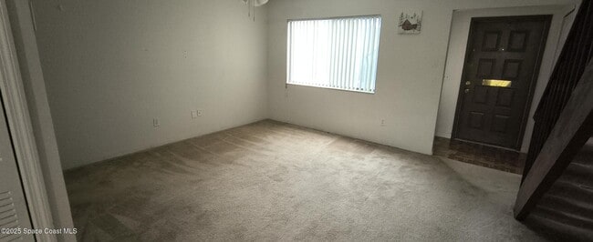 Foto del edificio - 7801 Maplewood Dr