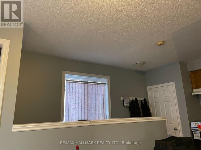 Building Photo - 6 Innisvale Dr