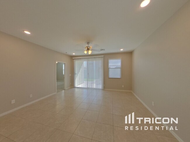 Building Photo - 40381 W Hillman Dr