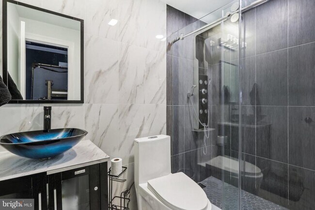 Foto del edificio - 206 Shields Ct