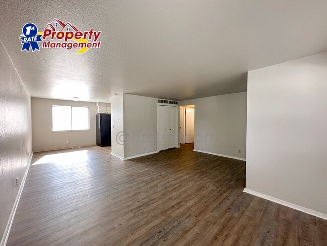 Foto del edificio - 1186 W Lee St