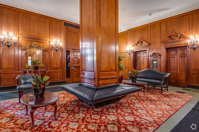 Foto del vestíbulo - Cudahy Tower Apartments