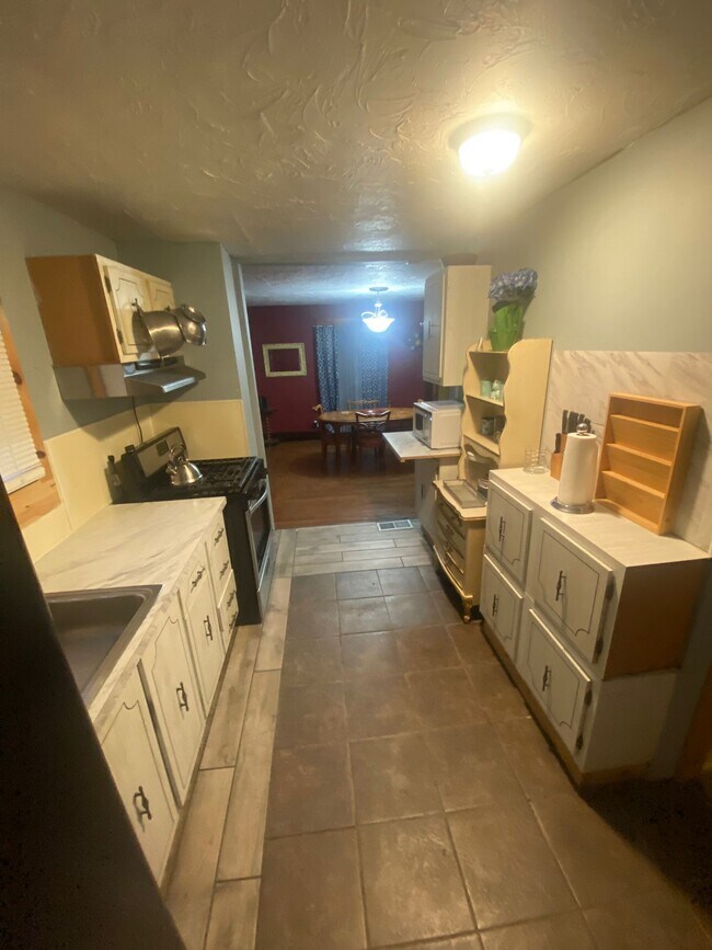 Foto del edificio - 540 Cameron Ave