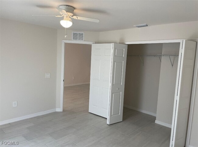 Building Photo - 4414 SW 8th Ct